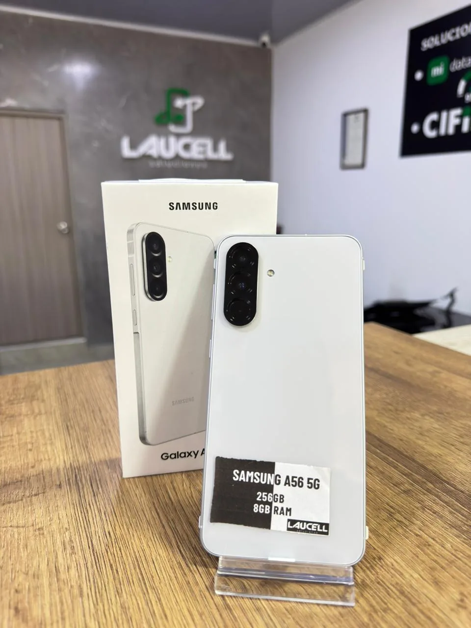 Samsung A56 5G — 256GB/8GB Ram